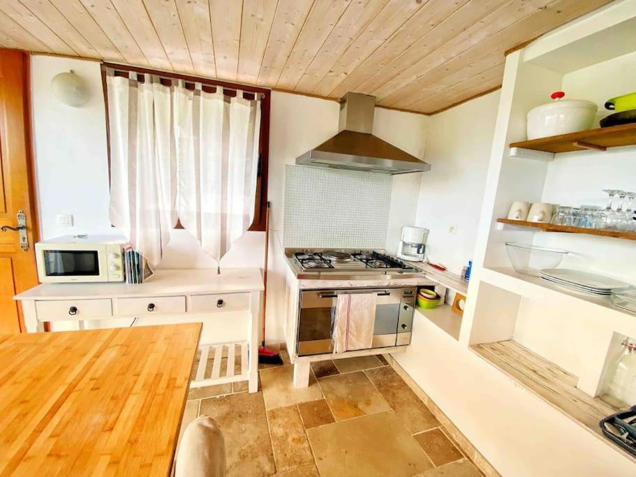 Bas De Au Milieu Des Oliviers. Apartamento *