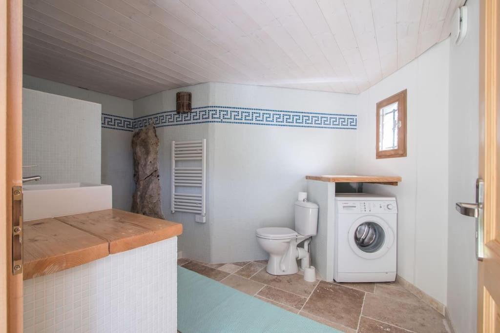 Apartamento Bas De Au Milieu Des Oliviers. Chateauneuf-Villevieille